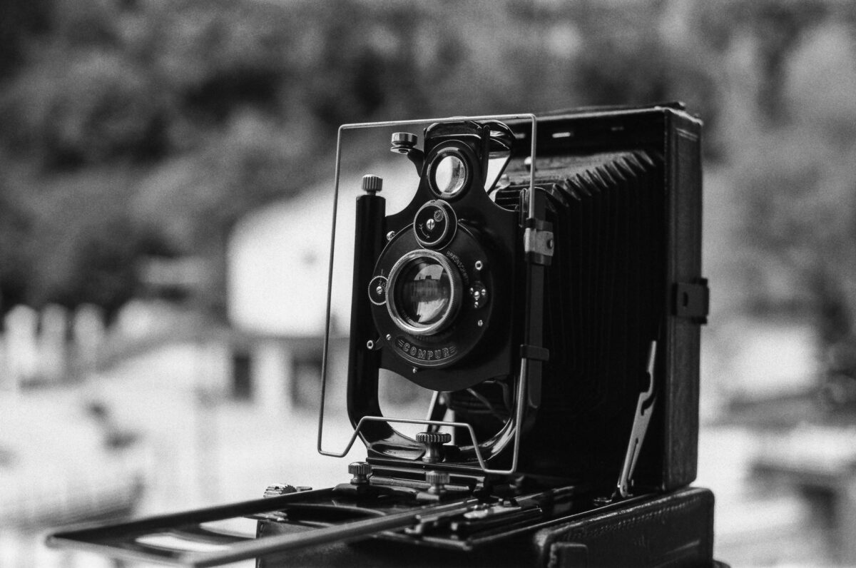 De la chambre de Niépce au Nikon D1, une exposition montre ce que les appareils ont changé dans la photo