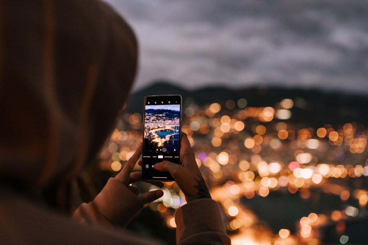 Sur l’iPhone 18 Pro Max, les couleurs convainquent et les détails s’effacent en zoom